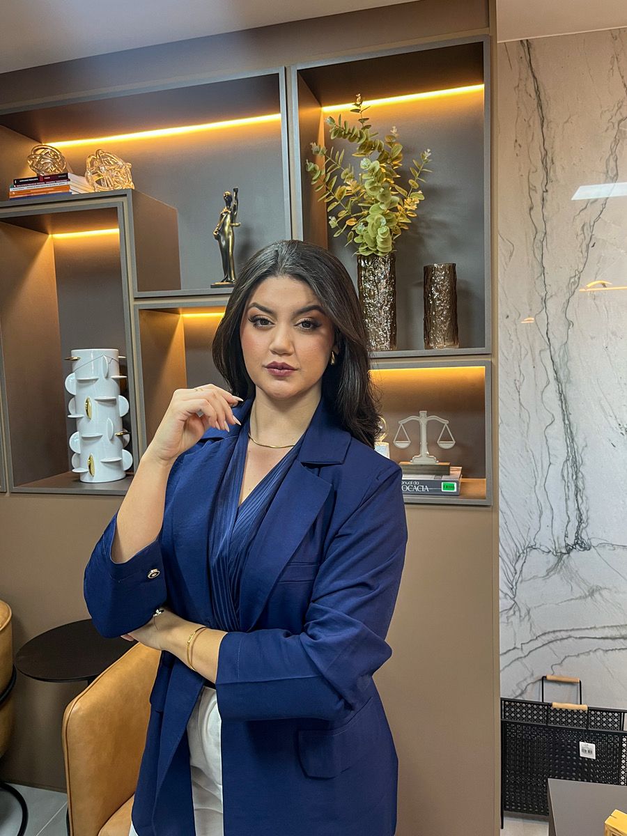Larissa Sousa, advogada